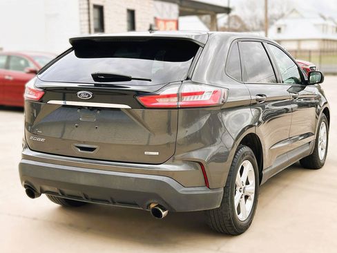 Used 2019 Ford Edge SE FWD image 10
