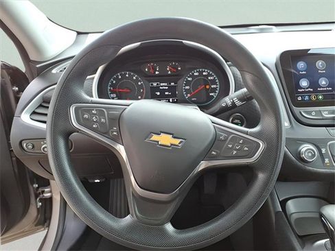 Used 2023 Chevrolet Malibu LS image 16