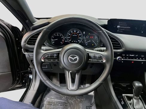 Used 2025 MAZDA MAZDA3 s FWD image 11