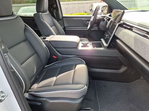 Used 2026 GMC Sierra EV Elevation AWD/4WD image 21