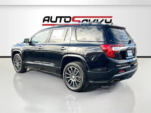 Used 2023 GMC Acadia Denali w/ Black Diamond Edition image 5