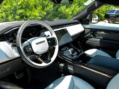 New 2026 Land Rover Range Rover Sport Dynamic SE