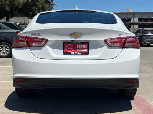 Used 2022 Chevrolet Malibu LT FWD image 8