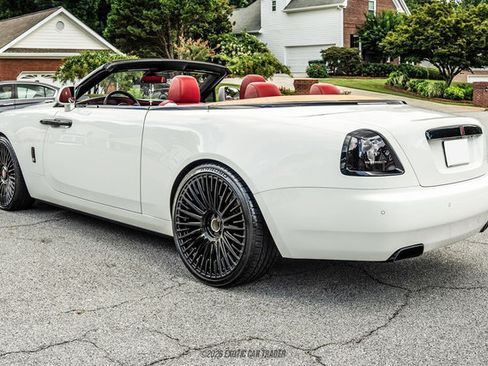Used 2016 Rolls-Royce Dawn RWD image 6