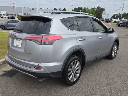 Used 2017 Toyota RAV4 Limited FWD image 12