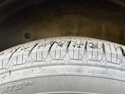 Used 2024 Ford Expedition Limited AWD/4WD image 12