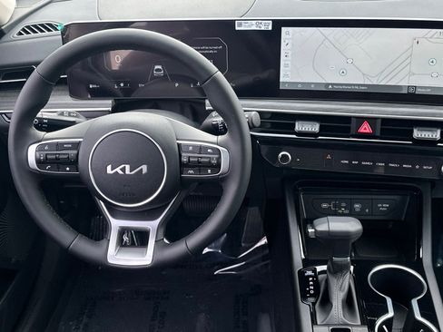 New 2026 Kia K5 EX image 12