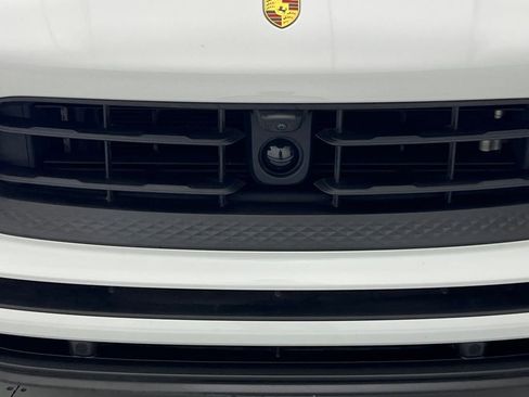 Used 2024 Porsche Macan S image 55