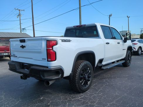 New 2026 Chevrolet Silverado 2500 LTZ w/ Trail Boss Package AWD/4WD image 4