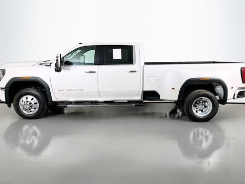 Used 2025 GMC Sierra 3500 Denali AWD/4WD image 5