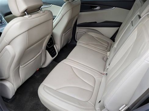 Used 2016 Lincoln MKX Reserve w/ Technology Package image 13