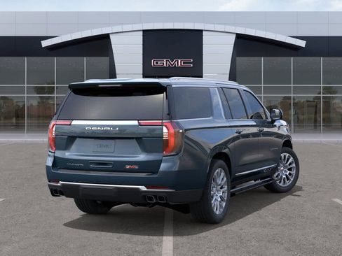 New 2026 GMC Yukon XL Denali w/ Denali Reserve Package AWD/4WD image 4