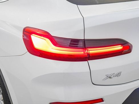 Certified 2023 BMW X4 xDrive30i w/ Premium Package image 11