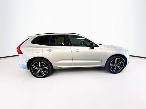 Used 2021 Volvo XC60 T6 R-Design w/ Advanced Package AWD/4WD image 10