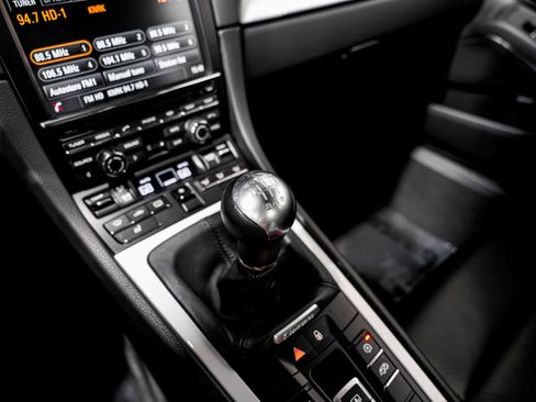 Used 2014 Porsche 911 Carrera image 14