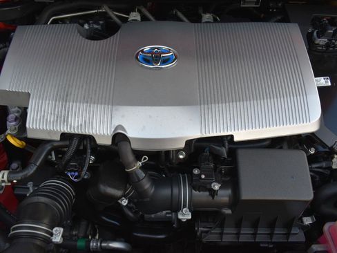 Used 2022 Toyota Prius LE image 51