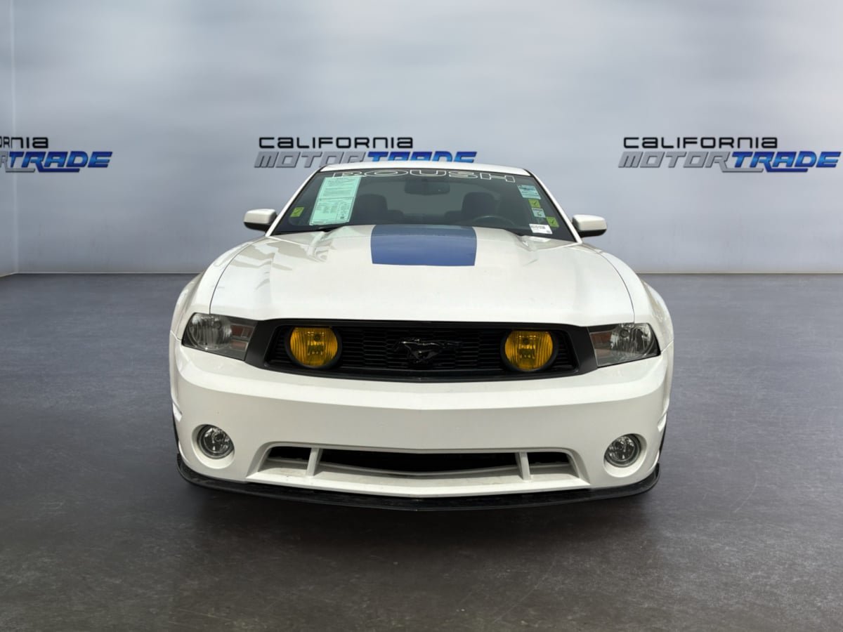 Used 2010 Ford Mustang GT RWD image 2