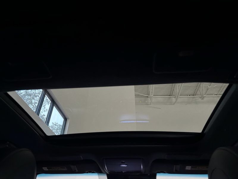 Used 2018 Lexus LS 500 w/ Luxury Package RWD image 22