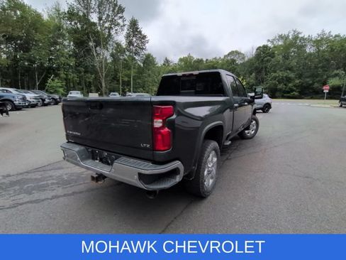 Used 2020 Chevrolet Silverado 3500 LTZ w/ LTZ Premium Package AWD/4WD image 4