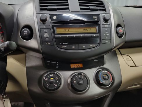 Used 2011 Toyota RAV4 4WD w/ Upgrade Value Pkg image 18