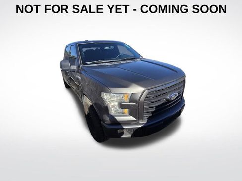 Used 2017 Ford F150 XLT w/ Equipment Group 302A Luxury image 1