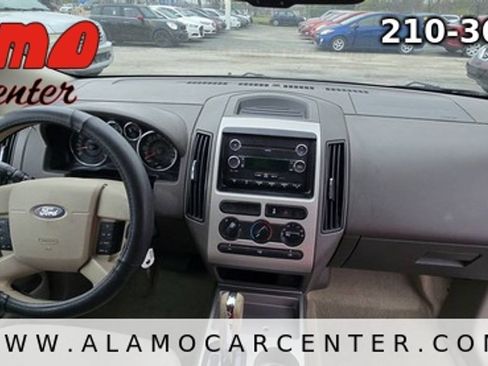 Used 2010 Ford Edge SE FWD image 16