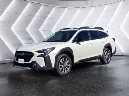 Used 2023 Subaru Outback Limited image 3