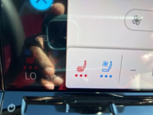 New 2026 Volkswagen Atlas SE image 26