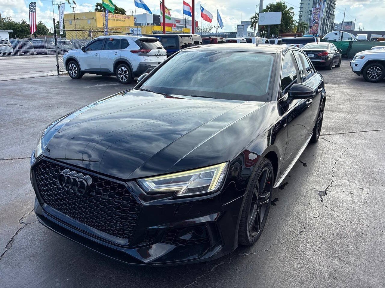 Used 2018 Audi A4 2.0T Ultra Premium Plus FWD image 2