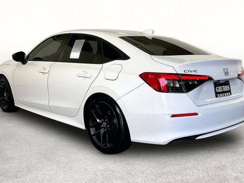 Used 2022 Honda Civic Sport image 14