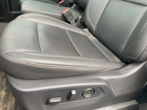 Used 2026 Chevrolet Silverado 3500 LT AWD/4WD image 9