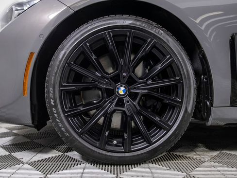 Used 2022 BMW 750i xDrive w/ M Sport Package image 49