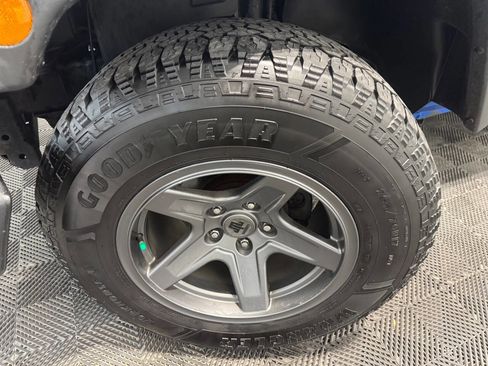 Used 2016 Jeep Wrangler Unlimited Sport w/ Quick Order Package 24S image 35