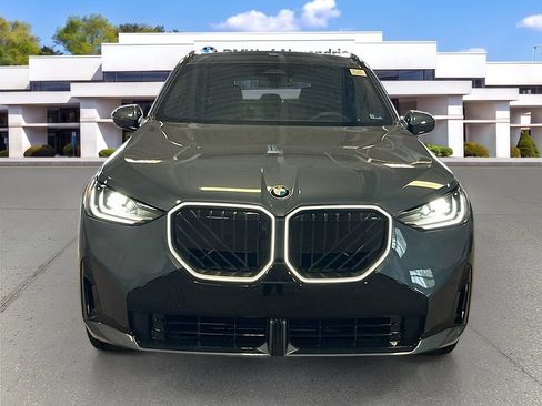 New 2026 BMW X3 xDrive30i w/ Premium Package AWD/4WD image 2