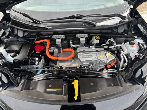 Used 2023 Nissan Ariya image 38