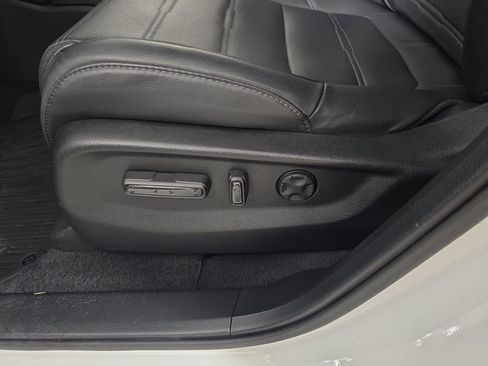 Certified 2022 Honda CR-V EX-L image 17