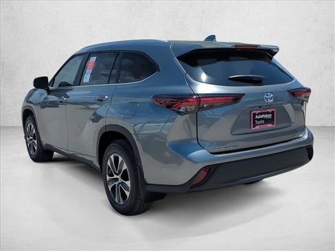 New 2026 Toyota Highlander XLE AWD/4WD image 7