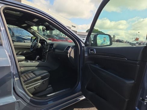 Used 2019 Jeep Grand Cherokee Limited X AWD/4WD image 14