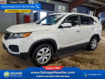 Used 2013 Kia Sorento LX w/ Third Row Pkg