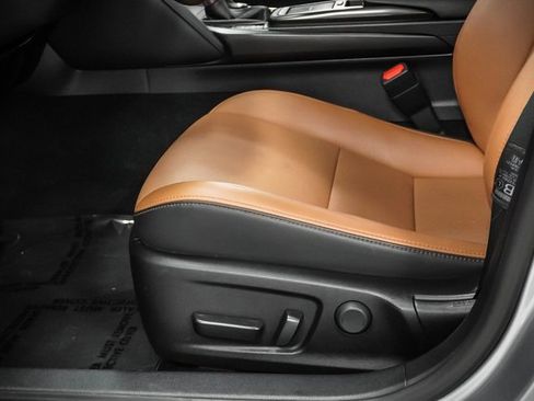 Used 2024 Lexus IS 300 w/ Premium Package image 11