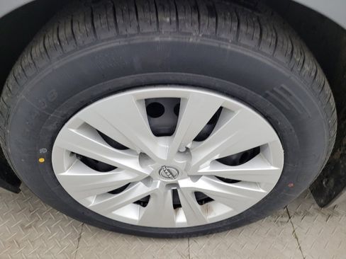 Used 2024 Nissan Sentra S image 31