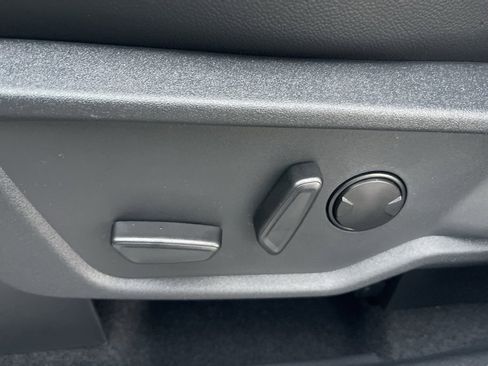 New 2025 Ford Bronco Badlands image 16