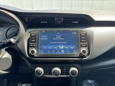 Used 2024 Nissan Kicks SV FWD image 31