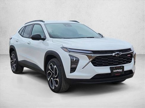 New 2026 Chevrolet Trax RS w/ Driver Confidence Package FWD image 7