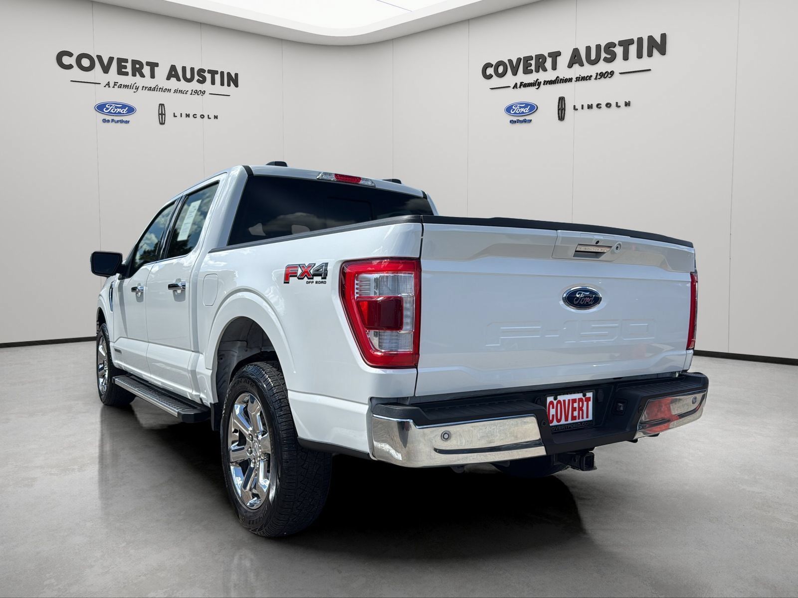 Used 2023 Ford F150 Lariat w/ Trailer Tow Package AWD/4WD image 3