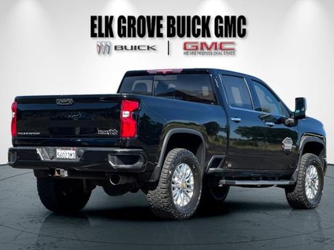 Used 2022 Chevrolet Silverado 3500 High Country w/ Z71 Off-Road Package image 4