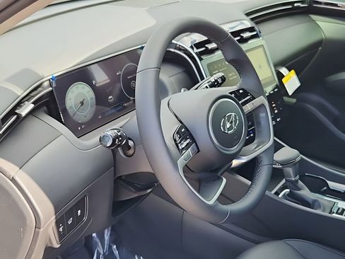 Used 2024 Hyundai Tucson SEL w/ Convenience Package image 11