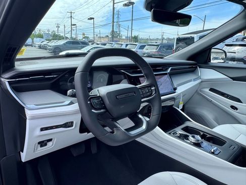 New 2026 Jeep Cherokee Limited AWD/4WD image 12
