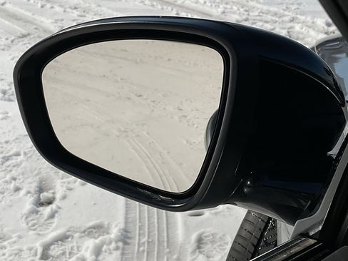 Used 2025 Nissan Altima 2.5 SR image 11