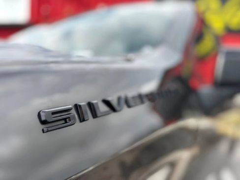 Used 2021 Chevrolet Silverado 1500 RST w/ Convenience Package II RWD image 2